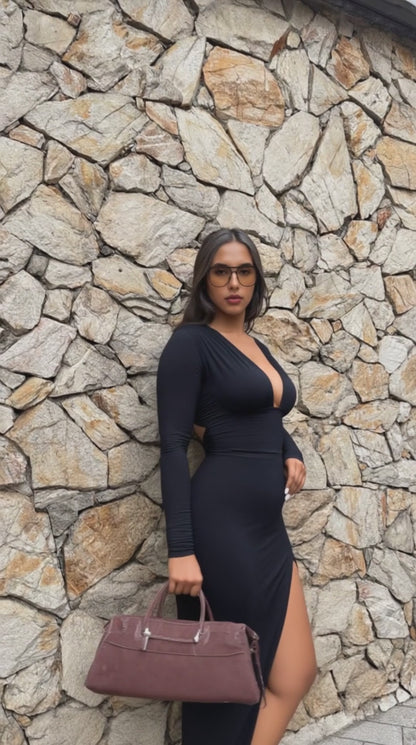 Sophisticated V-Neck Silhouette Dress